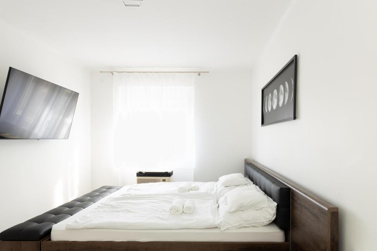 Apartmán Smart Square With Free Parking Debrecín Exteriér fotografie